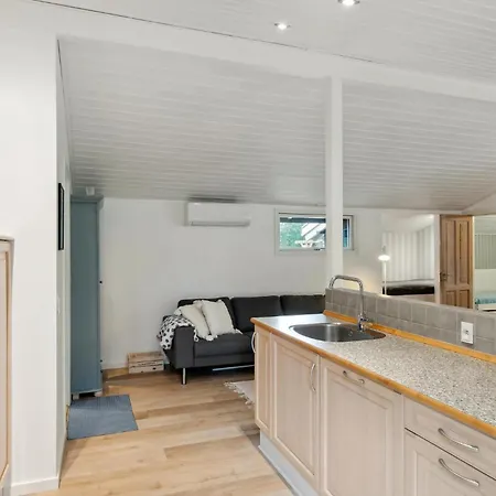 Lovely In With Kitchen Strandby